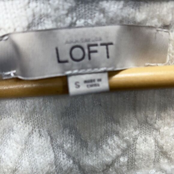 LOFT Womens Textured Diamond Knit Sweater S  Nylon Mohair Wool Blend White Gray - Picture 7 of 13